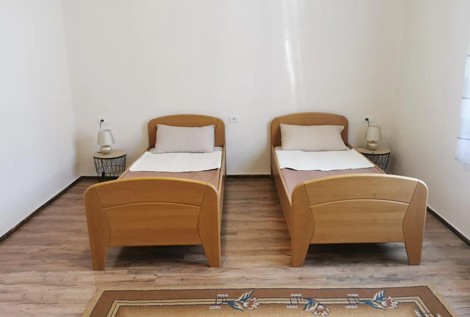 Gm Tirana Hostel