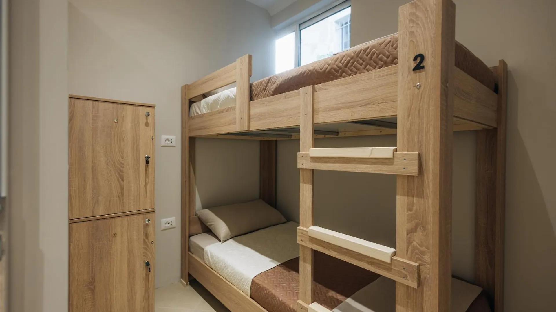Gm Tirana Hostel Albania