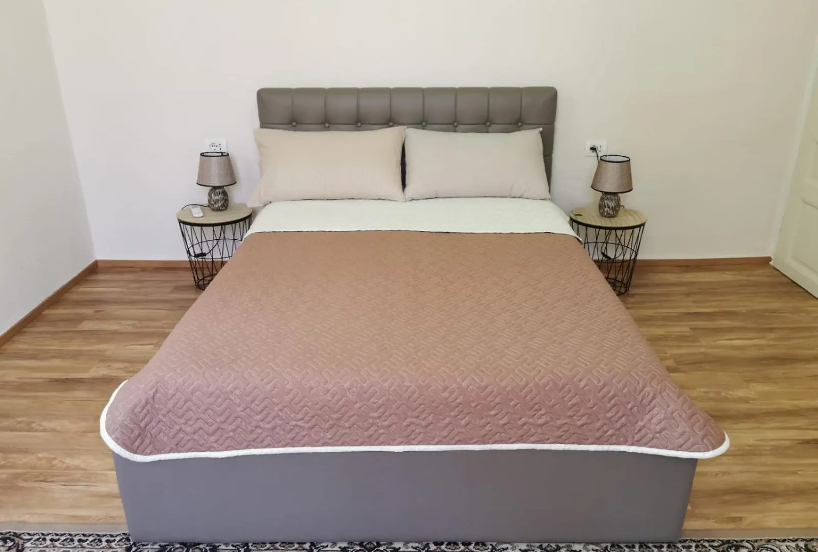 Gm Tirana Hostel